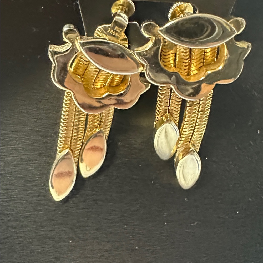 44- Francois Signed Vtge. GoldPlated Clip Earrings (CORO line) 40’s-50’s